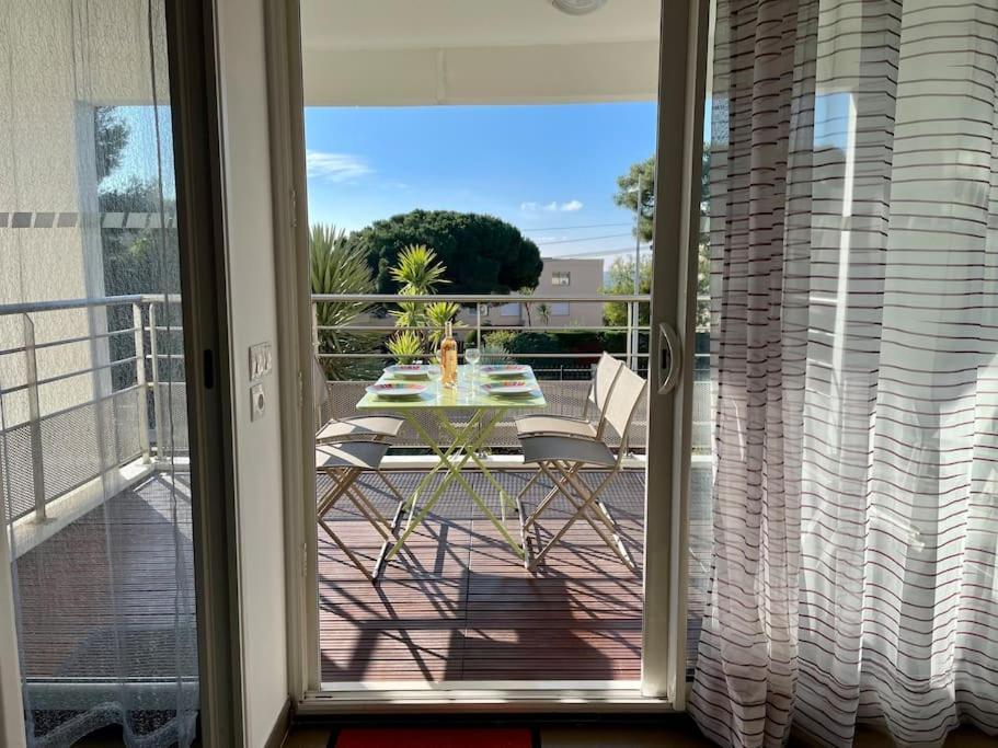 17 - Appartement Neuf, Parking Terrasse Et Jolie Vue Bandol Exterior foto