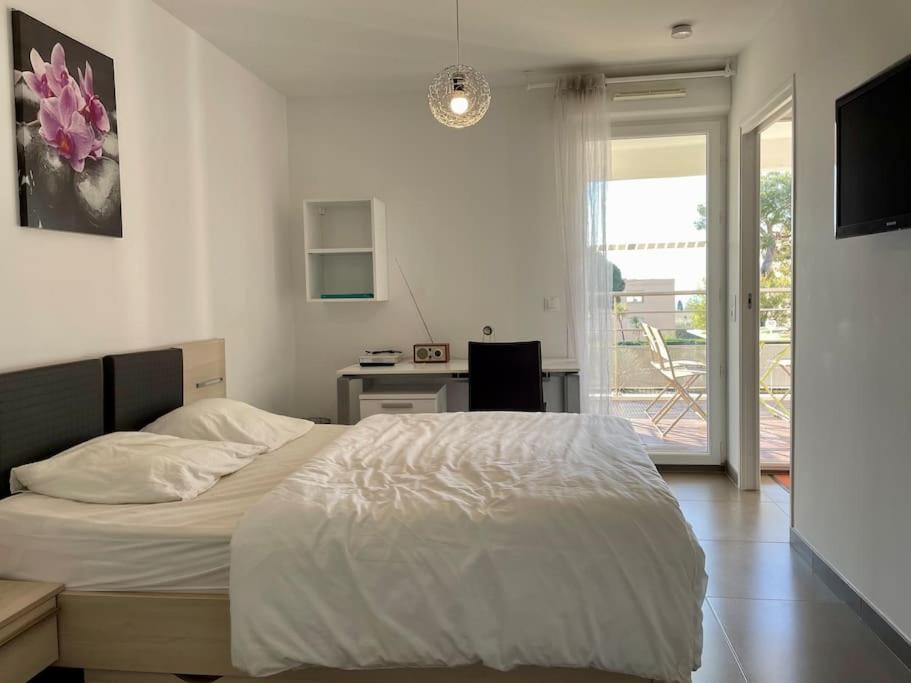 17 - Appartement Neuf, Parking Terrasse Et Jolie Vue Bandol Exterior foto