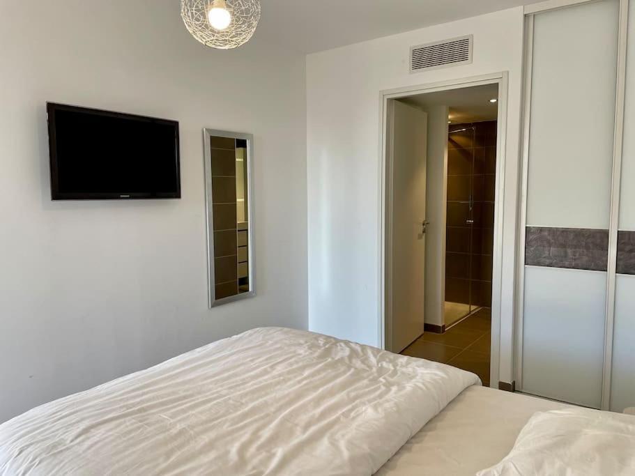 17 - Appartement Neuf, Parking Terrasse Et Jolie Vue Bandol Exterior foto