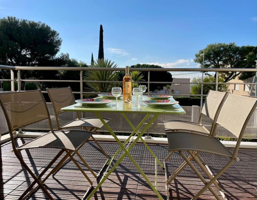 17 - Appartement Neuf, Parking Terrasse Et Jolie Vue Bandol Exterior foto
